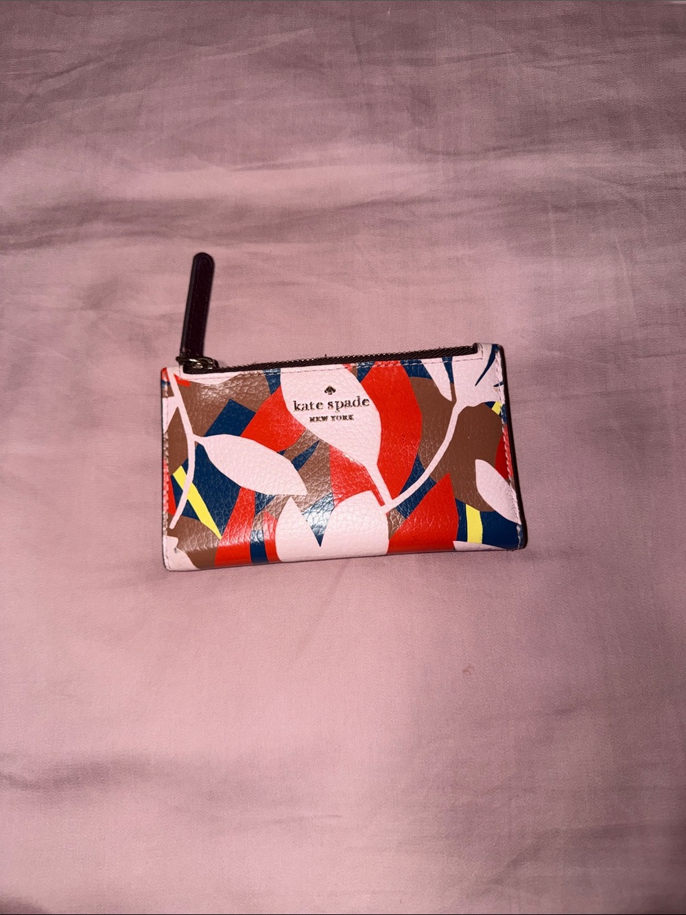 kate spade Multicolor Floral Zip Card Holder in White, Red, Blue & Brown